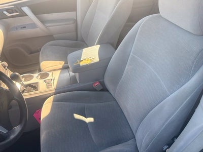 2012 Toyota Highlander Base