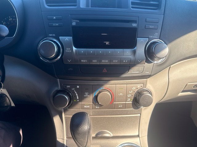 2012 Toyota Highlander Base