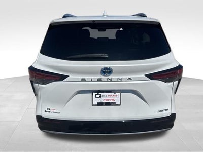 2025 Toyota Sienna Limited 7 Passenger