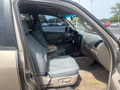 2005 Toyota Sequoia SR5