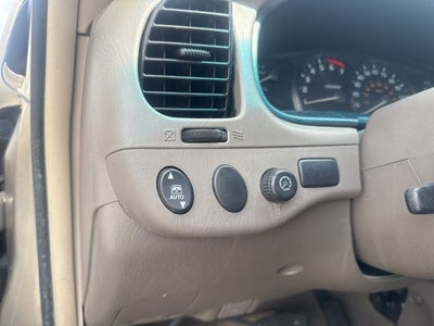 2005 Toyota Sequoia SR5