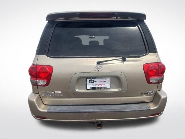 2005 Toyota Sequoia SR5