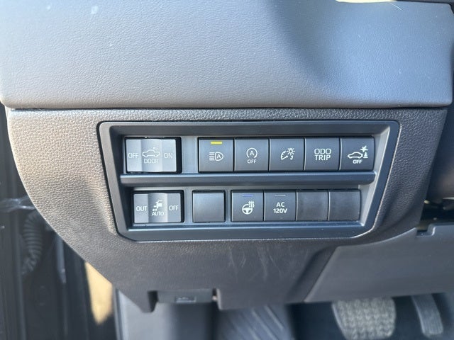 2025 Toyota Tundra Platinum