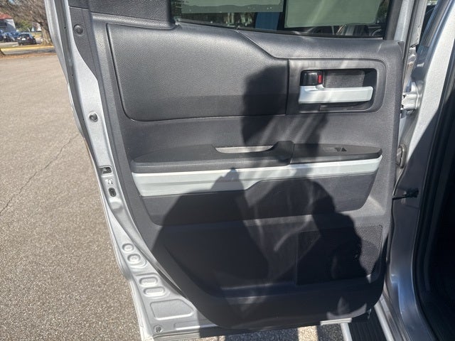 2016 Toyota Tundra SR5