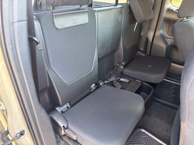 2018 Toyota Tacoma SR5 V6