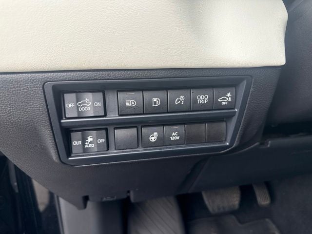 2024 Toyota Tundra Hybrid Capstone