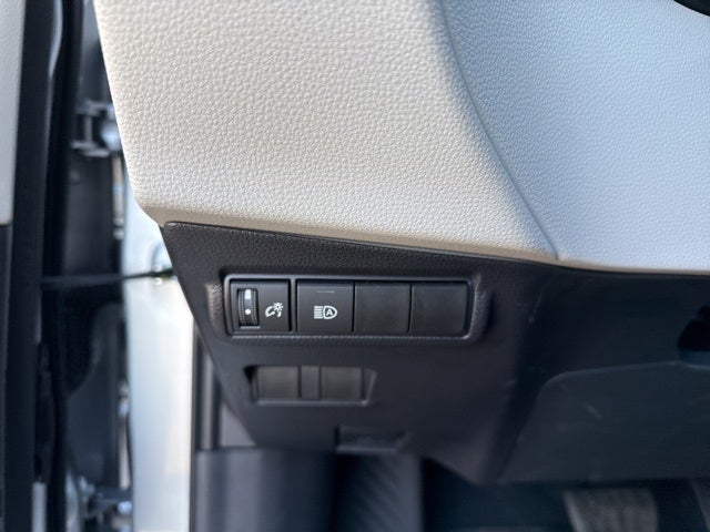 2025 Toyota Corolla Cross L