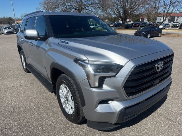 2025 Toyota Sequoia SR5