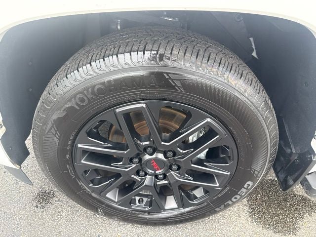 2023 Toyota Sequoia SR5