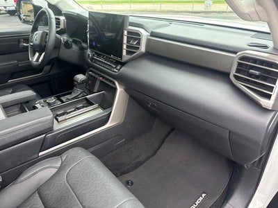2023 Toyota Sequoia SR5