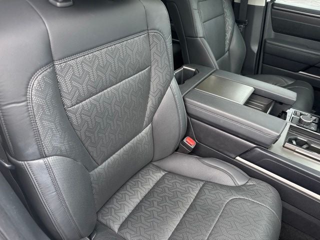2023 Toyota Sequoia SR5