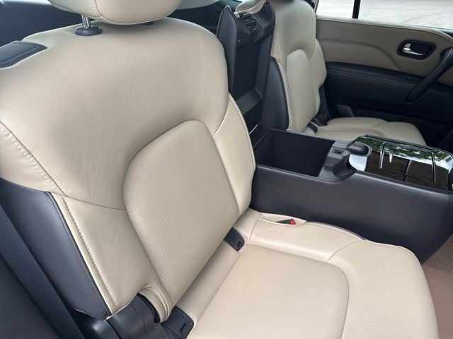 2023 INFINITI QX80 Premium Select