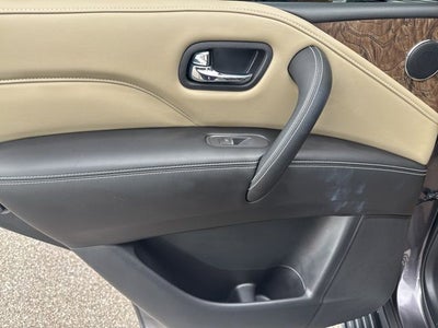 2023 INFINITI QX80 Premium Select