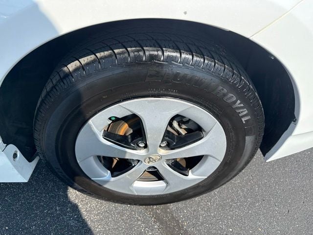 2013 Toyota Prius Three