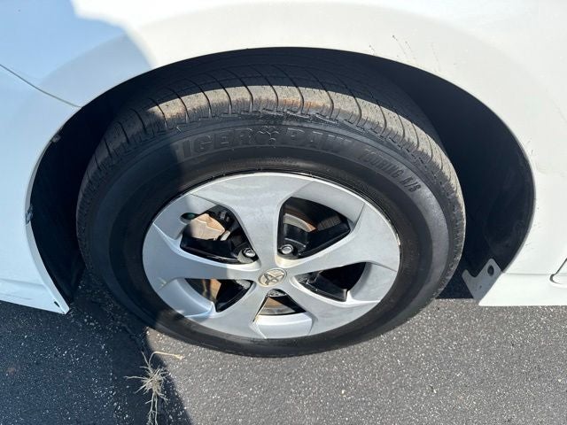 2013 Toyota Prius Three
