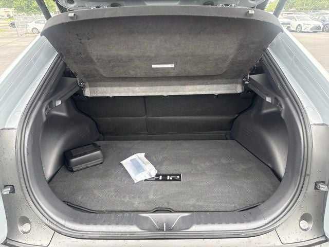2026 Toyota C-HR SE