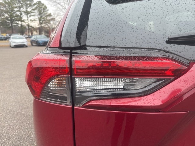 2021 Toyota RAV4 Hybrid XLE Premium