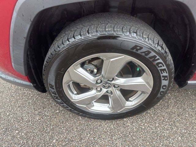 2021 Toyota RAV4 Hybrid XLE Premium