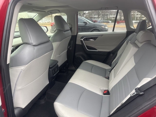 2021 Toyota RAV4 Hybrid XLE Premium