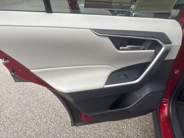 2021 Toyota RAV4 Hybrid XLE Premium