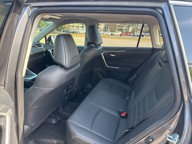 2023 Toyota RAV4 Hybrid XLE Premium