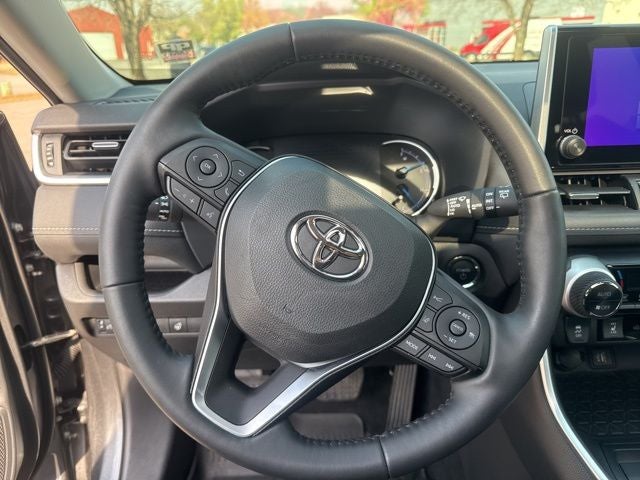 2023 Toyota RAV4 Hybrid XLE Premium