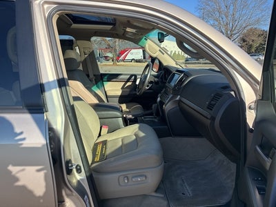 2009 Toyota Land Cruiser Base