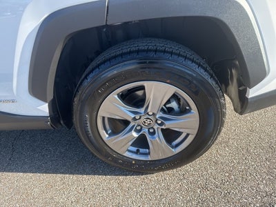 2025 Toyota RAV4 Hybrid LE