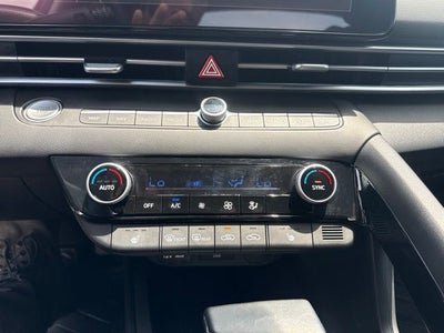 2025 Hyundai Elantra SEL Convenience