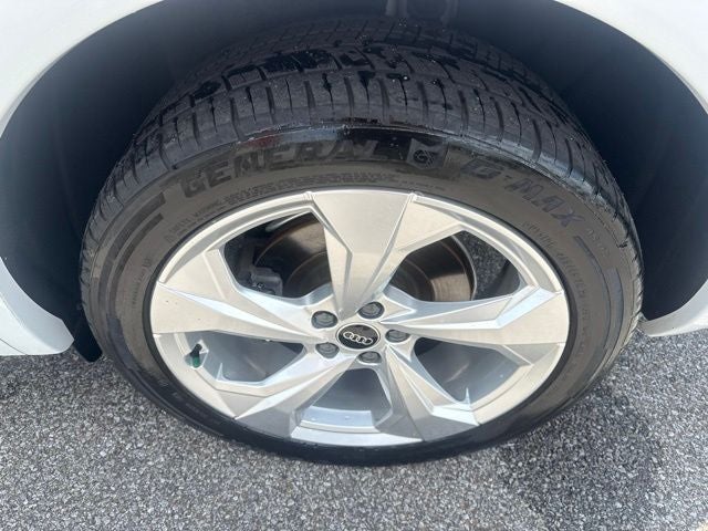 2022 Audi Q5 45 S line Premium Plus quattro