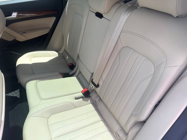 2022 Audi Q5 45 S line Premium Plus quattro