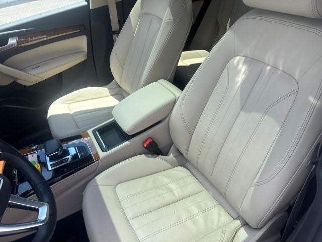 2022 Audi Q5 45 S line Premium Plus quattro
