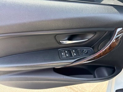 2017 BMW 3 Series 320i xDrive