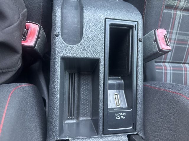 2011 Volkswagen GTI Base