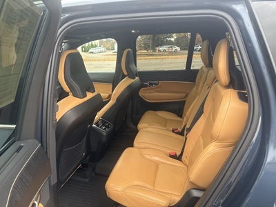 2022 Volvo XC90 T6 Inscription