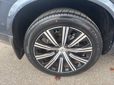2022 Volvo XC90 T6 Inscription