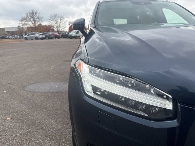 2022 Volvo XC90 T6 Inscription