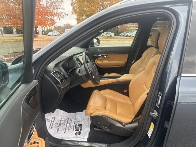2022 Volvo XC90 T6 Inscription