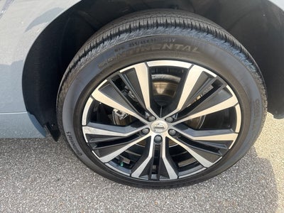 2023 Volvo XC60 Recharge Plug-In Hybrid Ultimate