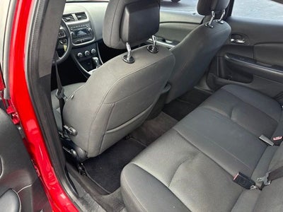 2012 Dodge Avenger SE