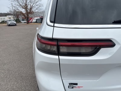 2022 Jeep Grand Cherokee L Laredo