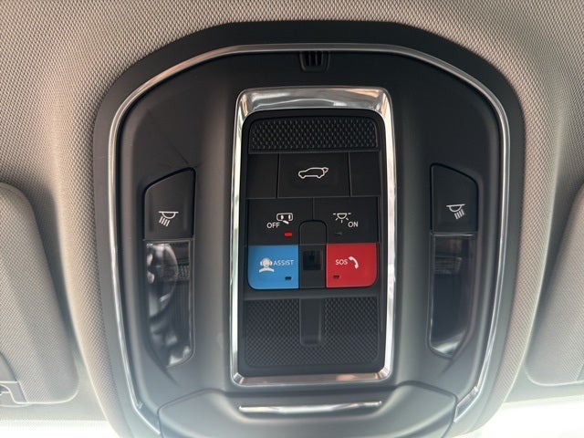 2022 Jeep Grand Cherokee L Laredo