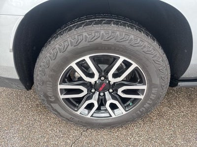 2024 GMC Yukon XL AT4