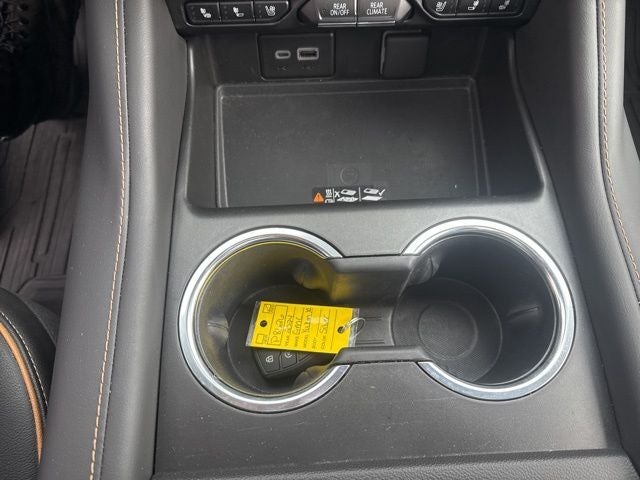 2024 GMC Yukon XL AT4