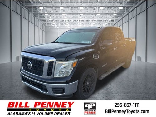 2017 Nissan Titan SV