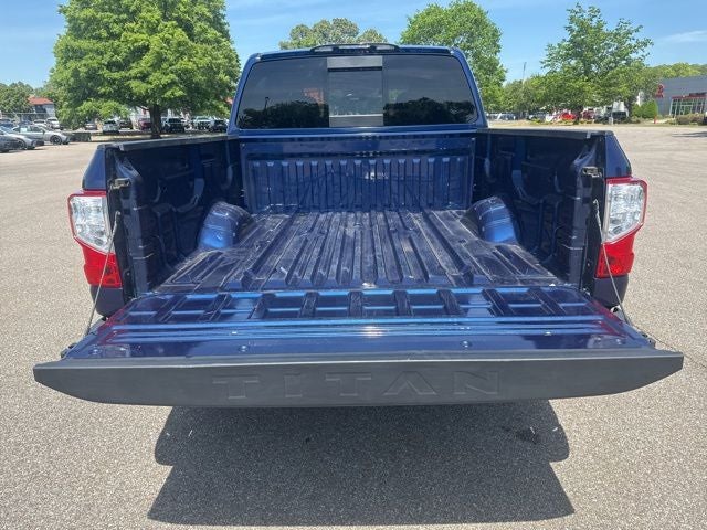 2018 Nissan Titan SV