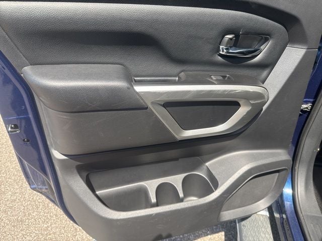 2018 Nissan Titan SV