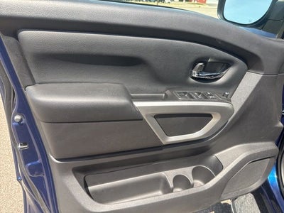 2018 Nissan Titan SV