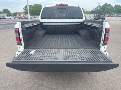 2024 Nissan Frontier SL