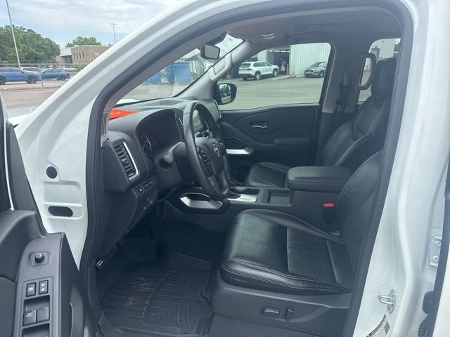 2024 Nissan Frontier SL